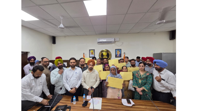 -osd-sukhveer-singh-hands-over-h