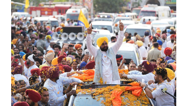 cm-bhagwant-singh-mann-pays-obei